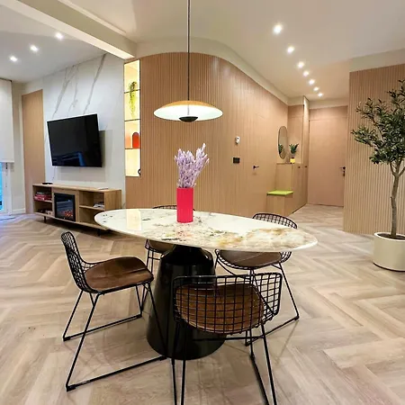 Premium With Parking By Aston Bilbao